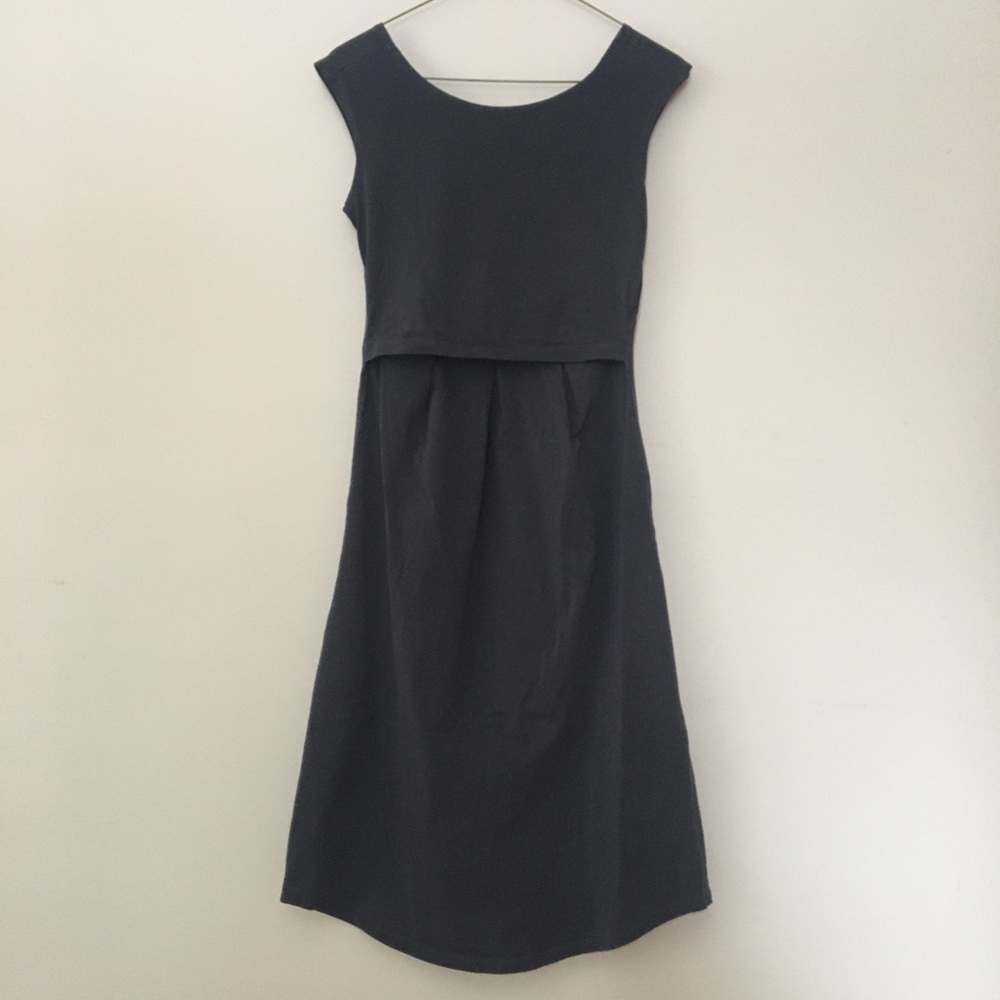 Peek-a-boo gray nursing dress EUC